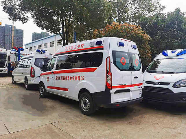 福特V362中轴自动档救护车