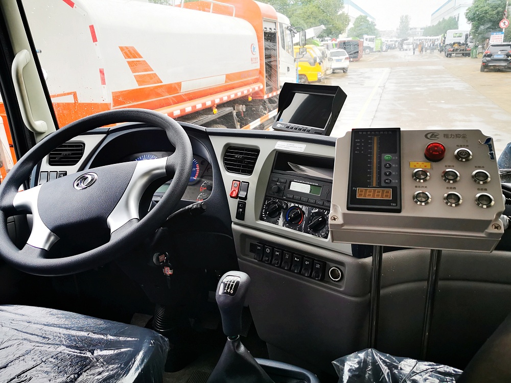 东风天锦绿化喷洒抑尘车国六12立方/30-40米雾炮