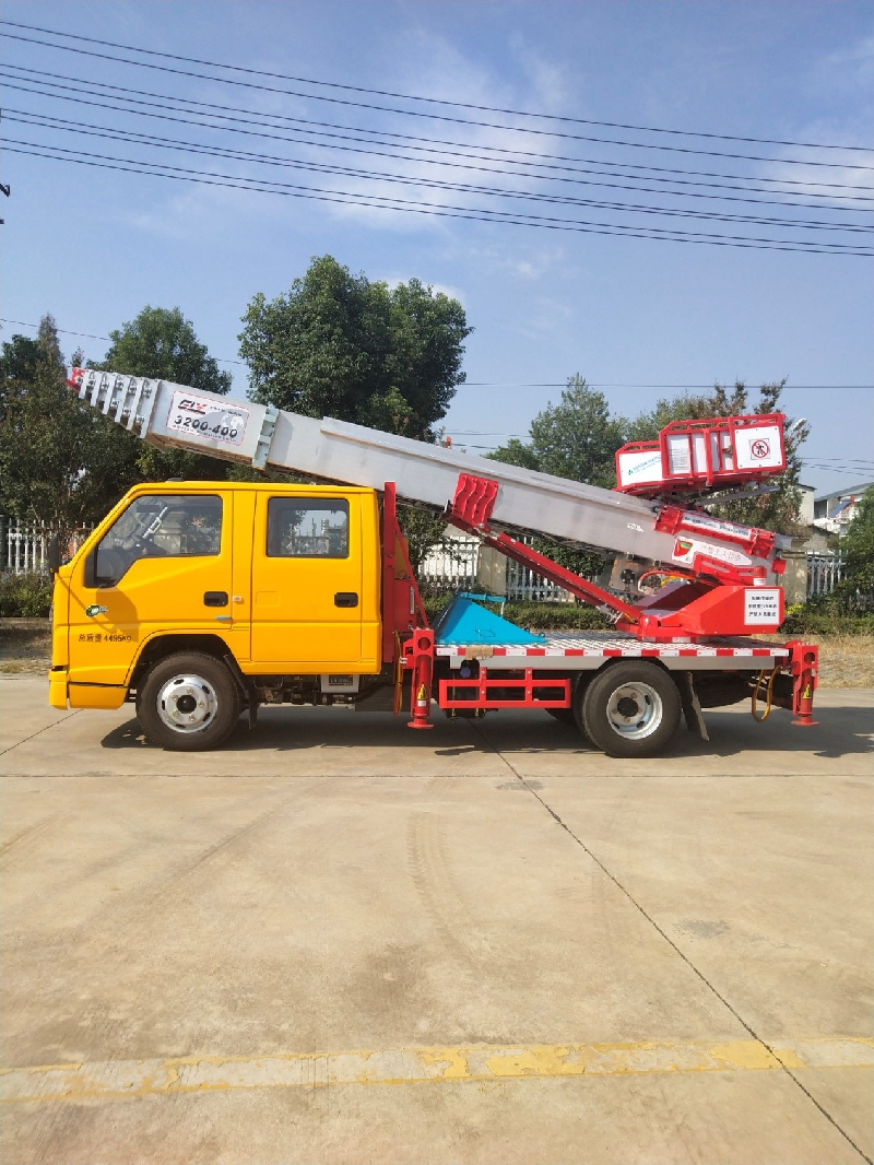 32米国六云梯车