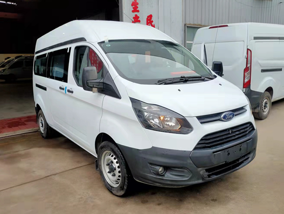 福特新全顺（柴油中轴）殡葬服务车